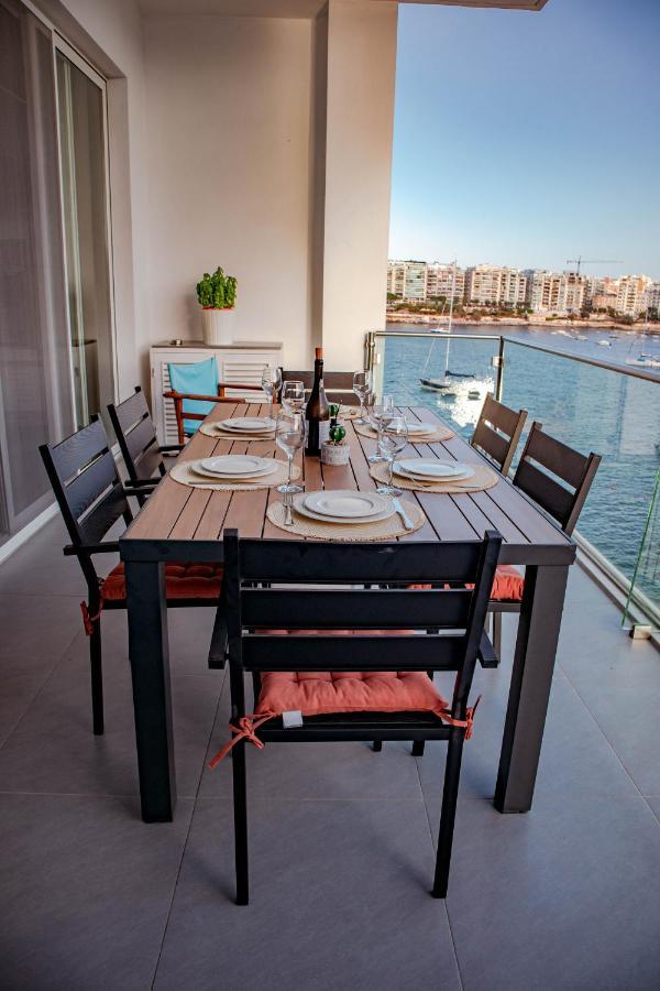 Seafront Two Bedroom Apartment St. Julian's Exterior foto
